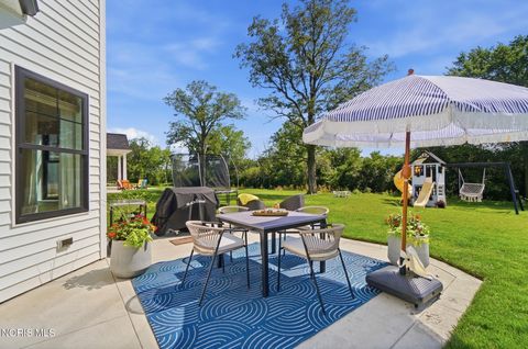 Tiny photo for 112 Grey Bridge Court, Perrysburg, OH 43551 (MLS # 10009932)