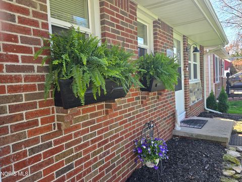 Tiny photo for 3337 Brock Drive, Toledo, OH 43613 (MLS # 10006608)