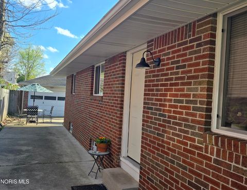 Tiny photo for 3337 Brock Drive, Toledo, OH 43613 (MLS # 10006608)