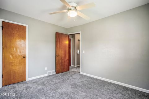 Tiny photo for 605 Eleanor Avenue, Toledo, OH 43612 (MLS # 10007960)