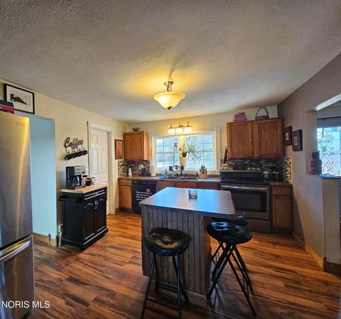 Tiny photo for 8010 Hill Avenue, Holland, OH 43528 (MLS # 10006356)