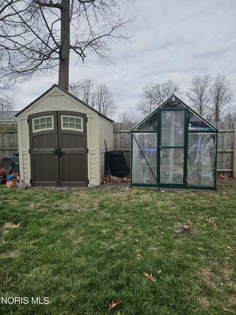 Tiny photo for 8010 Hill Avenue, Holland, OH 43528 (MLS # 10006356)