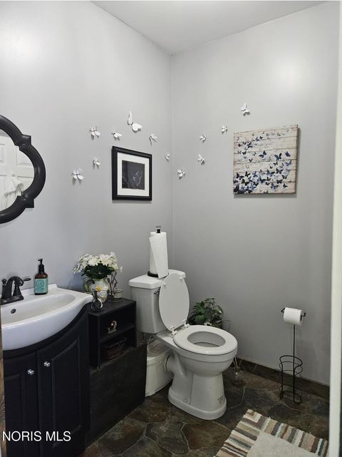 Tiny photo for 8010 Hill Avenue, Holland, OH 43528 (MLS # 10006356)