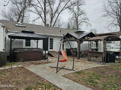 Tiny photo for 8010 Hill Avenue, Holland, OH 43528 (MLS # 10006356)