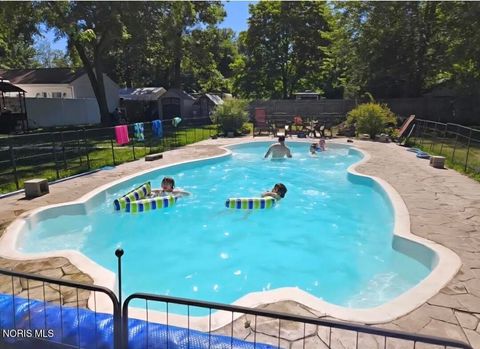 Tiny photo for 8010 Hill Avenue, Holland, OH 43528 (MLS # 10006356)