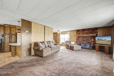 Tiny photo for 3859 Co Rd C, Swanton, OH 43558 (MLS # 10004287)