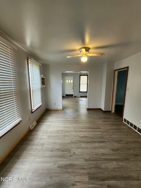 Tiny photo for 29 Magyar Street, Toledo, OH 43605 (MLS # 10008465)