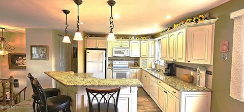 Tiny photo for 311 Mallard Road, Perrysburg, OH 43551 (MLS # 10008039)