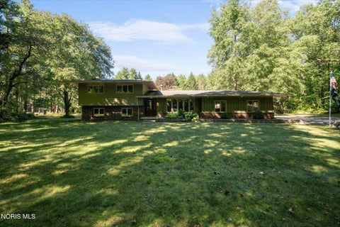 Tiny photo for 10804 Reed Road, Monclova, OH 43542 (MLS # 10013706)