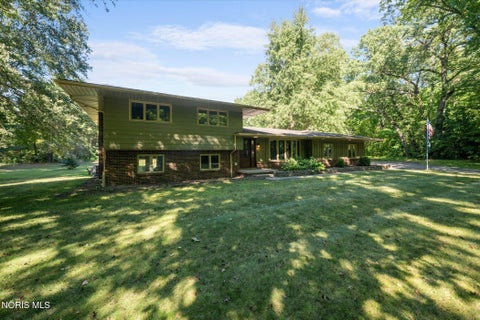 Tiny photo for 10804 Reed Road, Monclova, OH 43542 (MLS # 10013706)