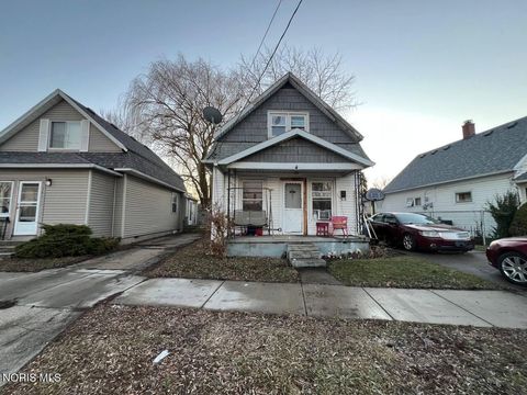 Photo of 160 Dearborn Avenue, Toledo, OH 43605 (MLS # 10004424)