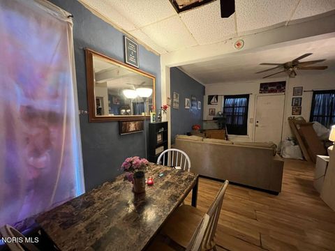 Tiny photo for 160 Dearborn Avenue, Toledo, OH 43605 (MLS # 10004424)