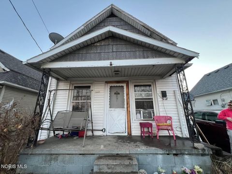 Tiny photo for 160 Dearborn Avenue, Toledo, OH 43605 (MLS # 10004424)