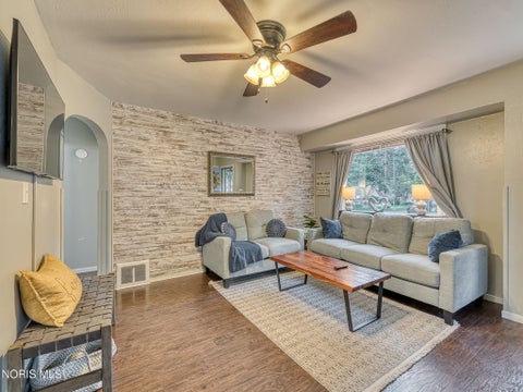 Tiny photo for 3902 Orono Drive, Toledo, OH 43614 (MLS # 10014762)