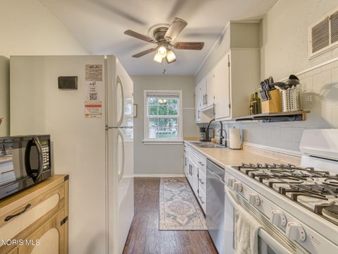 Tiny photo for 3902 Orono Drive, Toledo, OH 43614 (MLS # 10014762)