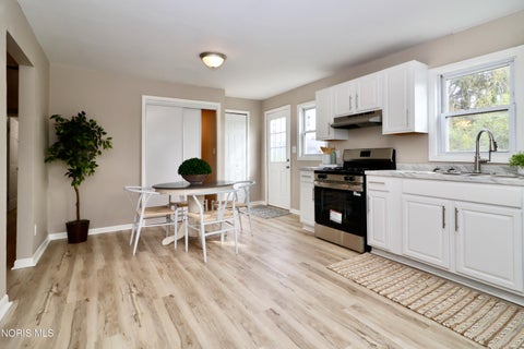 Tiny photo for 2163 Hoops Drive, Toledo, OH 43611 (MLS # 10014835)