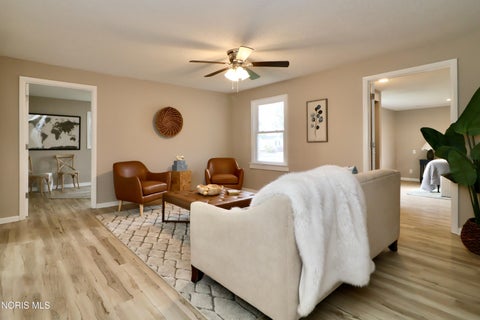 Tiny photo for 2163 Hoops Drive, Toledo, OH 43611 (MLS # 10014835)