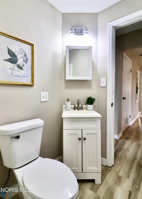 Tiny photo for 2163 Hoops Drive, Toledo, OH 43611 (MLS # 10014835)
