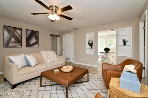 Tiny photo for 2163 Hoops Drive, Toledo, OH 43611 (MLS # 10014835)