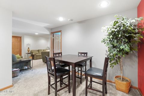 Tiny photo for 1925 Lippincott Avenue, Findlay, OH 45840 (MLS # 10007460)