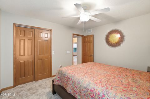 Tiny photo for 1925 Lippincott Avenue, Findlay, OH 45840 (MLS # 10007460)