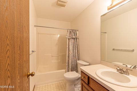 Tiny photo for 2237 Heatherview Drive, Maumee, OH 43537 (MLS # 10006609)