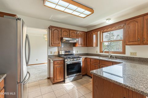 Tiny photo for 2237 Heatherview Drive, Maumee, OH 43537 (MLS # 10006609)