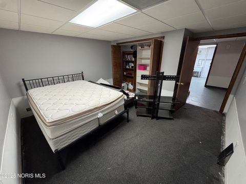 Tiny photo for 1703 Glenross Boulevard, Oregon, OH 43616 (MLS # 10002346)