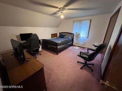 Tiny photo for 1703 Glenross Boulevard, Oregon, OH 43616 (MLS # 10002346)