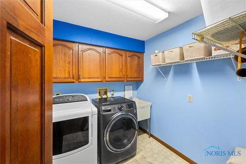 Tiny photo for 4504 Sulgrave Drive, Toledo, OH 43623 (MLS # 10003559)