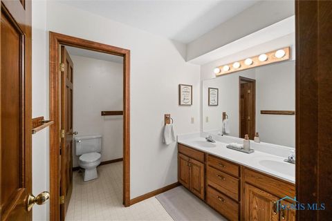 Tiny photo for 4504 Sulgrave Drive, Toledo, OH 43623 (MLS # 10003559)