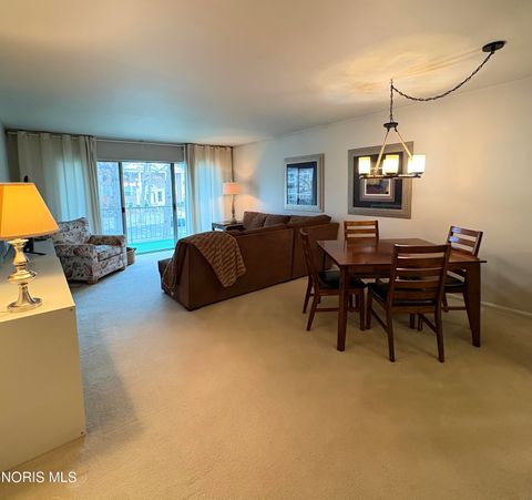 Tiny photo for 5679 Monroe Street # 709, Sylvania, OH 43560 (MLS # 10004935)