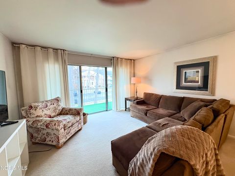 Tiny photo for 5679 Monroe Street # 709, Sylvania, OH 43560 (MLS # 10004935)