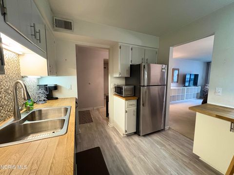 Tiny photo for 5679 Monroe Street # 709, Sylvania, OH 43560 (MLS # 10004935)