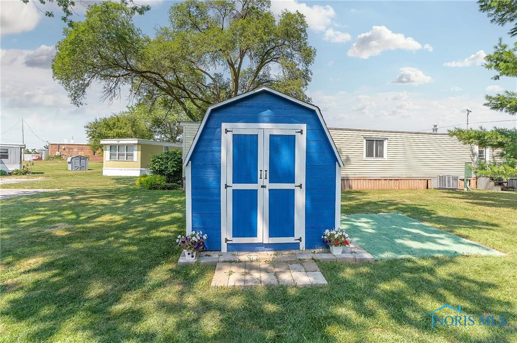 1854 Huntington Drive