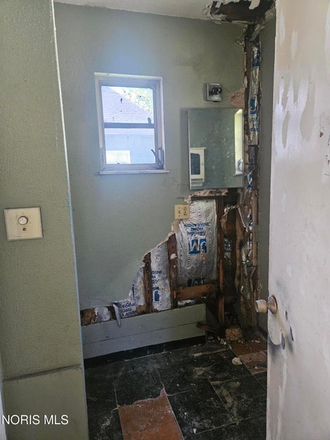 Tiny photo for 428 Saint Louis Street, Toledo, OH 43605 (MLS # 10012422)