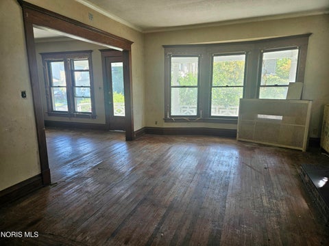 Tiny photo for 428 Saint Louis Street, Toledo, OH 43605 (MLS # 10012422)