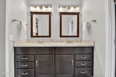 Tiny photo for 1284 Woodstream Road, Perrysburg, OH 43551 (MLS # 10006813)