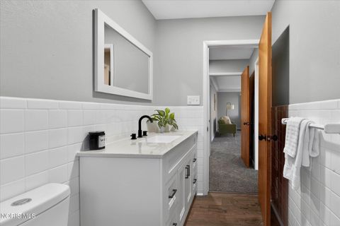 Tiny photo for 507 S Goodyear Street, Oregon, OH 43616 (MLS # 10004507)