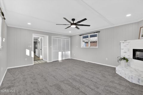 Tiny photo for 507 S Goodyear Street, Oregon, OH 43616 (MLS # 10004507)