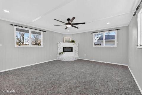 Tiny photo for 507 S Goodyear Street, Oregon, OH 43616 (MLS # 10004507)