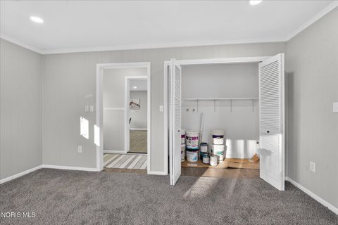 Tiny photo for 507 S Goodyear Street, Oregon, OH 43616 (MLS # 10004507)