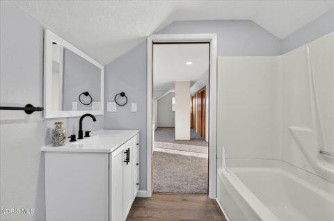 Tiny photo for 507 S Goodyear Street, Oregon, OH 43616 (MLS # 10004507)