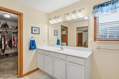 Tiny photo for 1928 Nicklaus Drive, Findlay, OH 45840 (MLS # 10010204)
