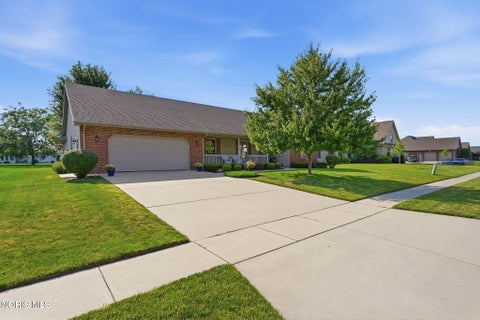 Tiny photo for 1928 Nicklaus Drive, Findlay, OH 45840 (MLS # 10010204)