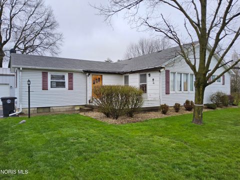 Photo of 112 Evergreen Lane, Upper Sandusky, OH 43351 (MLS # 10005840)