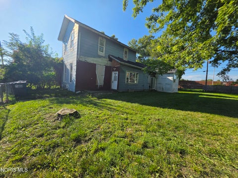 Tiny photo for 520 Jervis Street, Toledo, OH 43609 (MLS # 10013109)