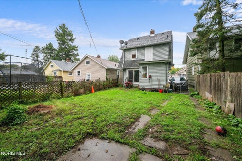 Tiny photo for 1744 Duncan Road, Toledo, OH 43613 (MLS # 10013786)