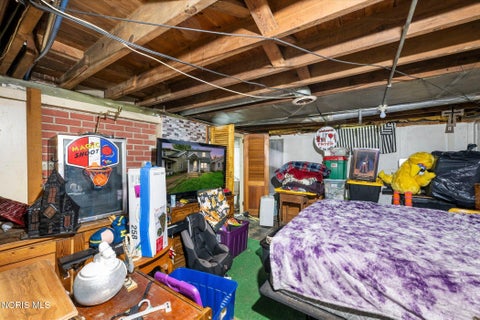 Tiny photo for 1744 Duncan Road, Toledo, OH 43613 (MLS # 10013786)