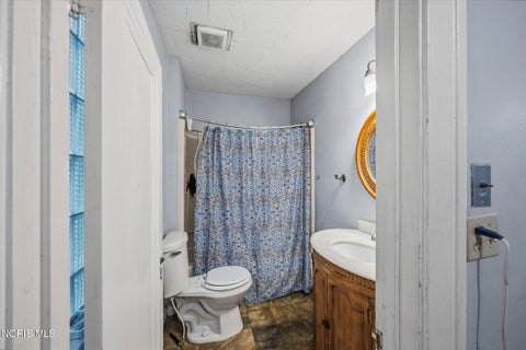 Tiny photo for 1744 Duncan Road, Toledo, OH 43613 (MLS # 10013786)